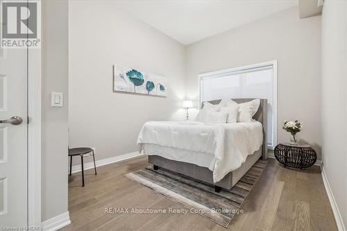 629 - 128 Grovewood, Oakville (1008 - Go Glenorchy), ON - Indoor Photo Showing Bedroom