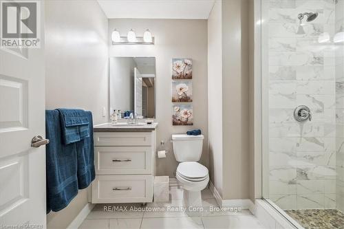 629 - 128 Grovewood, Oakville (1008 - Go Glenorchy), ON - Indoor Photo Showing Bathroom