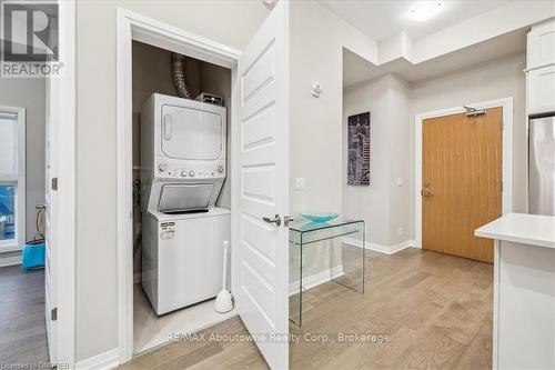 629 - 128 Grovewood, Oakville (1008 - Go Glenorchy), ON - Indoor Photo Showing Laundry Room