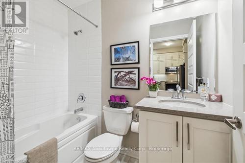 629 - 128 Grovewood, Oakville (1008 - Go Glenorchy), ON - Indoor Photo Showing Bathroom