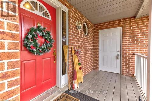 8 Oak Street, Stratford, ON - Outdoor With Exterior