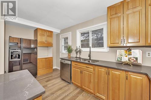 1508 Lepage Avenue, Ottawa, ON - Indoor Photo Showing Kitchen With Double Sink