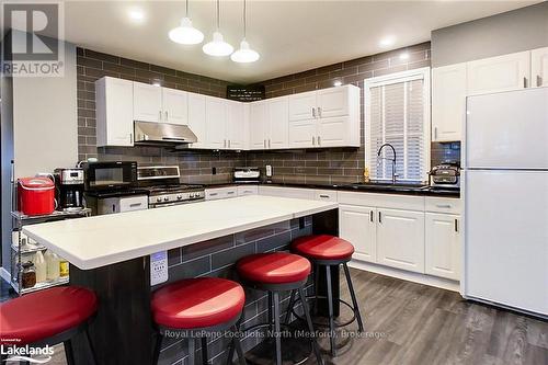 56 Sykes Street S, Meaford, ON - Indoor Photo Showing Kitchen