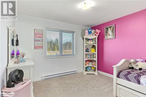 141 Old Highway #26, Meaford, ON - Indoor Photo Showing Bedroom