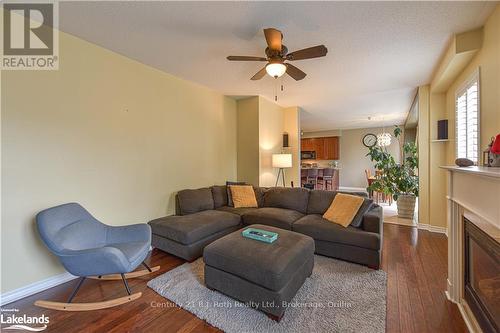 10 Regalia Way, Barrie (Innis-Shore), ON - Indoor Photo Showing Living Room With Fireplace