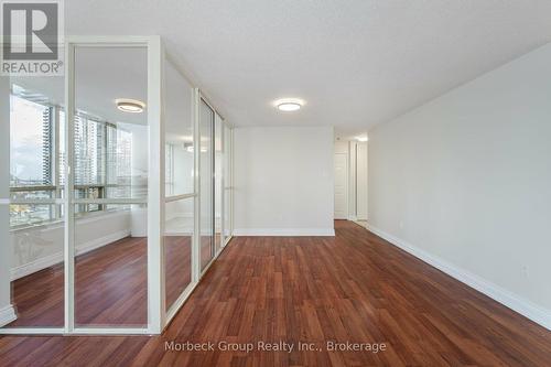 1004 - 400 Webb Drive, Mississauga (City Centre), ON - Indoor Photo Showing Other Room