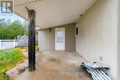 301 Plowmans Line, Norfolk County, ON - Outdoor With Exterior