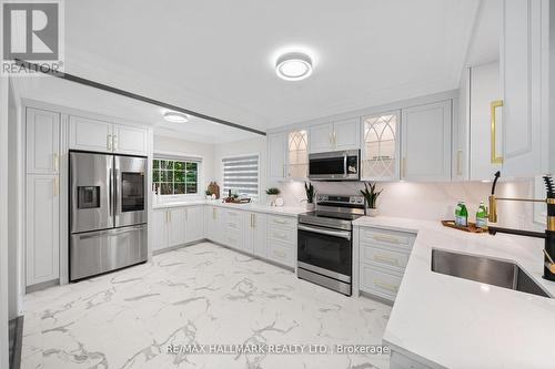 551 Military Trail, Toronto, ON - Indoor Photo Showing Kitchen With Stainless Steel Kitchen