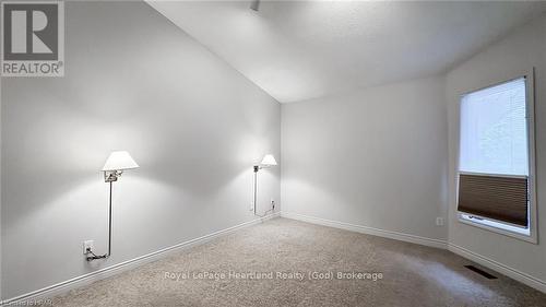 15 - 90 Ontario Street S, Lambton Shores, ON - Indoor Photo Showing Other Room