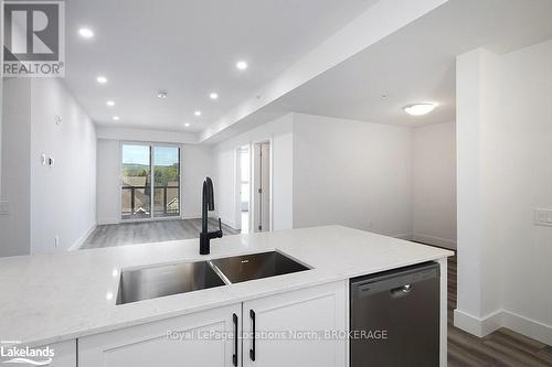 318 - 4 Kimberly Lane, Collingwood, ON - Indoor Photo Showing Kitchen With Double Sink