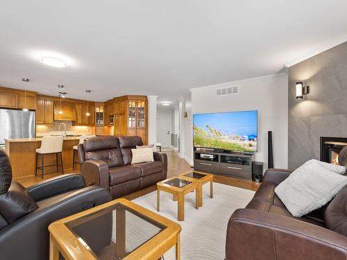 Overall view - 1131 Rue Du Sous-Bois, Longueuil (Le Vieux-Longueuil), QC - Indoor Photo Showing Living Room