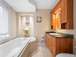 Ensuite bathroom - 