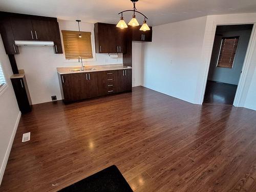 Cuisine - 657  - 659 Av. Larivière, Rouyn-Noranda, QC - Indoor Photo Showing Kitchen With Double Sink