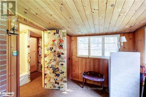 8819 9 County Road, Clearview, ON - Indoor Photo Showing Other Room