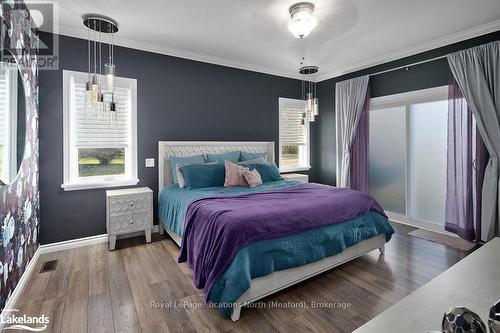 879 15Th Street W, Georgian Bluffs, ON - Indoor Photo Showing Bedroom