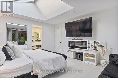 1401 Bridgestone Lane, Mississauga (Clarkson), ON - Indoor Photo Showing Bedroom