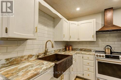 9811 Creek Road, Minto, ON - Indoor Photo Showing Kitchen