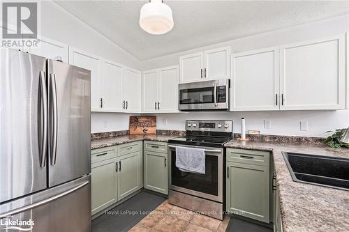 155 Albert Street, Meaford, ON - Indoor Photo Showing Kitchen