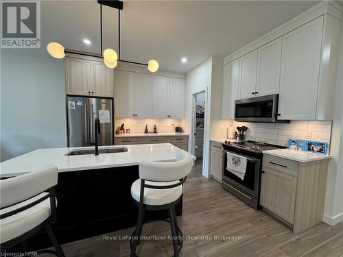 16 Silver Creek Road, Huron East (Seaforth), ON - Indoor Photo Showing Kitchen With Stainless Steel Kitchen With Upgraded Kitchen