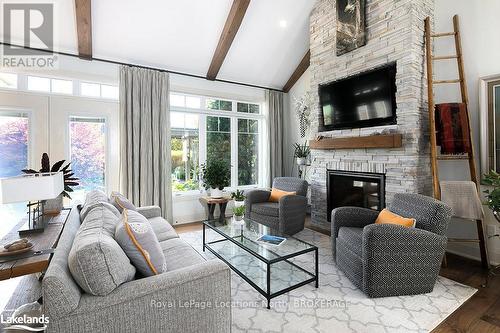 110 Landry Lane, Blue Mountains (Thornbury), ON - Indoor Photo Showing Living Room With Fireplace