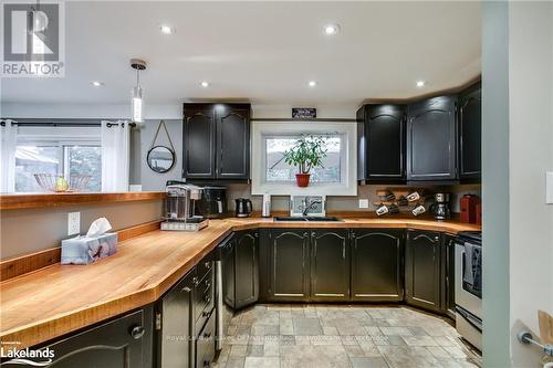 1922 Highway 141, Muskoka Lakes (Watt), ON - Indoor Photo Showing Kitchen With Double Sink