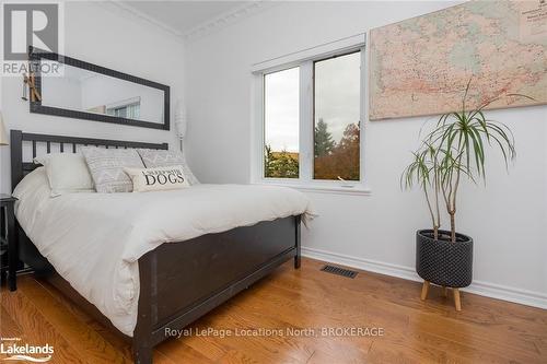 3 - 110 Kellie'S Way, Blue Mountains (Blue Mountain Resort Area), ON - Indoor Photo Showing Bedroom