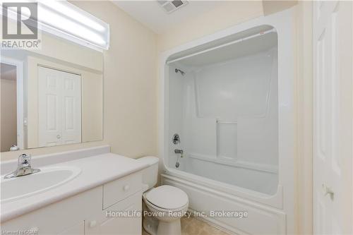 506 - 20 St George Street, Kitchener, ON - Indoor Photo Showing Bathroom