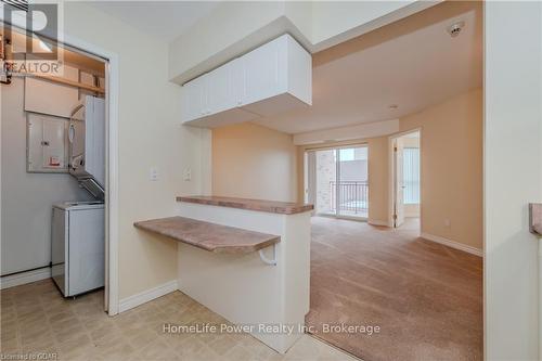 506 - 20 St George Street, Kitchener, ON - Indoor Photo Showing Laundry Room