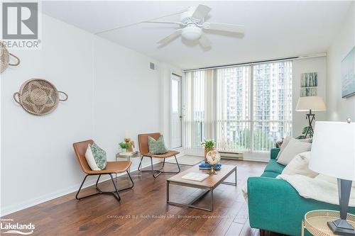 305 - 65 Ellen Street, Barrie (City Centre), ON - Indoor Photo Showing Living Room