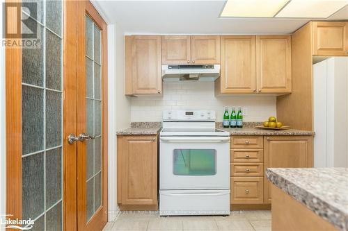 305 - 65 Ellen Street, Barrie (City Centre), ON - Indoor Photo Showing Kitchen