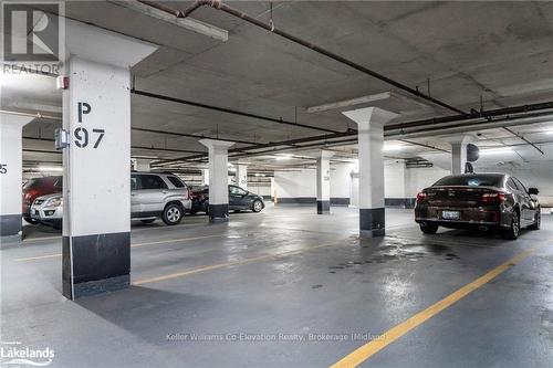 614 - 41 Markbrook Lane, Toronto (Mount Olive-Silverstone-Jamestown), ON - Indoor Photo Showing Garage