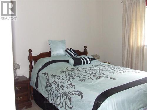 1670 Windermere Road, Muskoka Lakes (Watt), ON - Indoor Photo Showing Bedroom