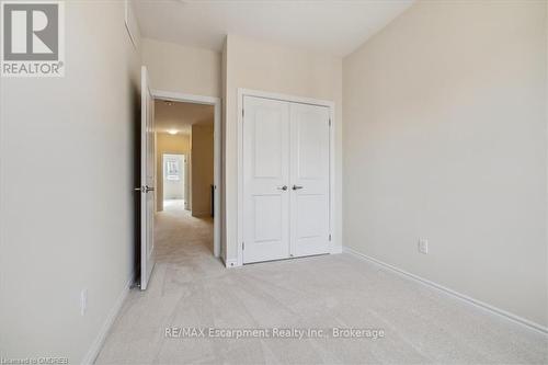 1396 National, Burlington (Tyandaga), ON - Indoor Photo Showing Other Room