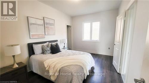 466 Humphrey Street, Hamilton (Waterdown), ON - Indoor Photo Showing Bedroom