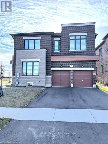 466 Humphrey Street, Hamilton (Waterdown), ON - Outdoor