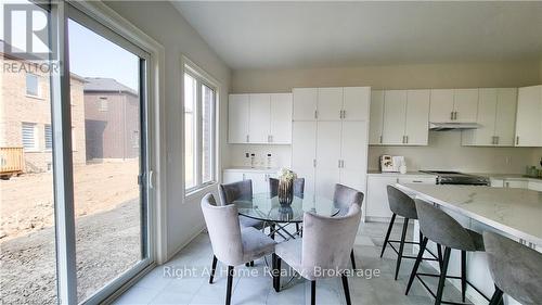 466 Humphrey Street, Hamilton (Waterdown), ON - Indoor Photo Showing Kitchen