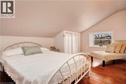 1775 Highway 38, Kingston (City North Of 401), ON - Indoor Photo Showing Bedroom