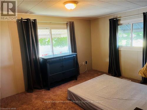 19 George Street, Strathroy-Caradoc (Se), ON - Indoor Photo Showing Bedroom