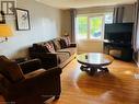 19 George Street, Strathroy-Caradoc (Se), ON  - Indoor Photo Showing Living Room 