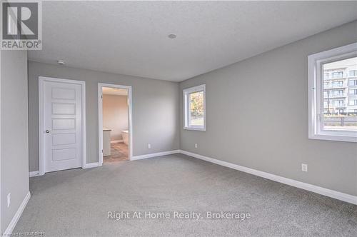 442 Westhaven Street, Waterloo, ON - Indoor Photo Showing Other Room