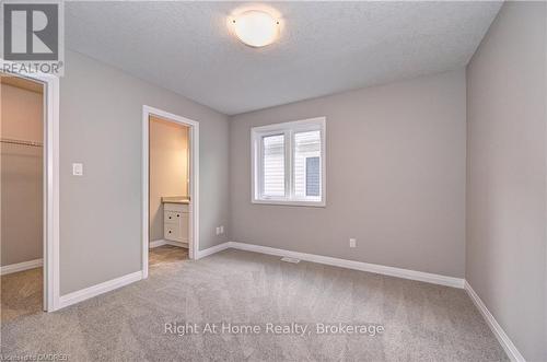 442 Westhaven Street, Waterloo, ON - Indoor Photo Showing Other Room