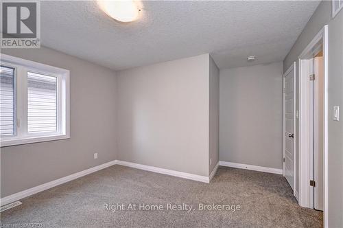 442 Westhaven Street, Waterloo, ON - Indoor Photo Showing Other Room