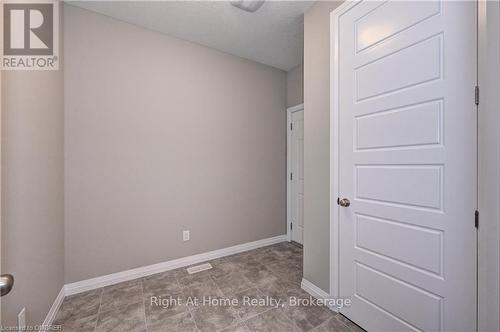 442 Westhaven Street, Waterloo, ON - Indoor Photo Showing Other Room