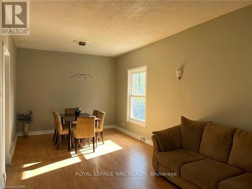 4848 Second Avenue, Niagara Falls (211 - Cherrywood), ON - Indoor