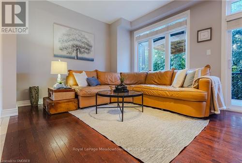 29 Premium Way, Mississauga (Cooksville), ON - Indoor Photo Showing Living Room