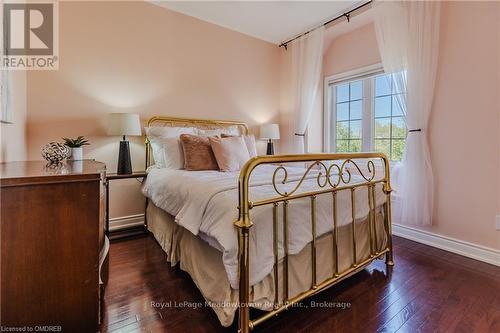 29 Premium Way, Mississauga (Cooksville), ON - Indoor Photo Showing Bedroom