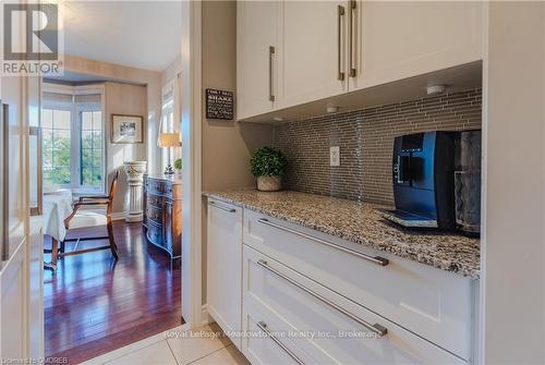 29 Premium Way, Mississauga (Cooksville), ON - Indoor Photo Showing Kitchen