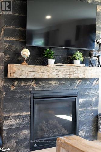 44 Parker Street W, Meaford, ON - Indoor Photo Showing Living Room With Fireplace