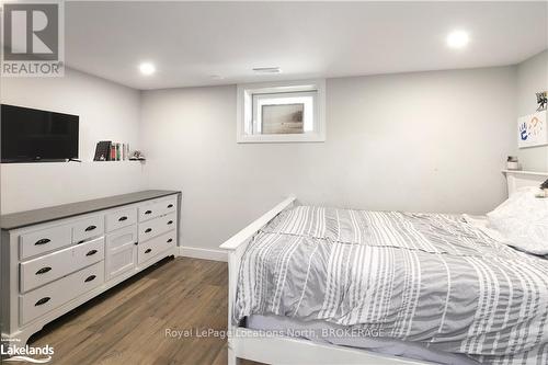 44 Parker Street W, Meaford, ON - Indoor Photo Showing Bedroom