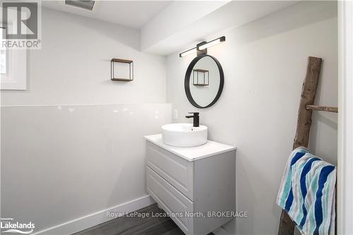 44 Parker Street W, Meaford, ON - Indoor Photo Showing Bathroom